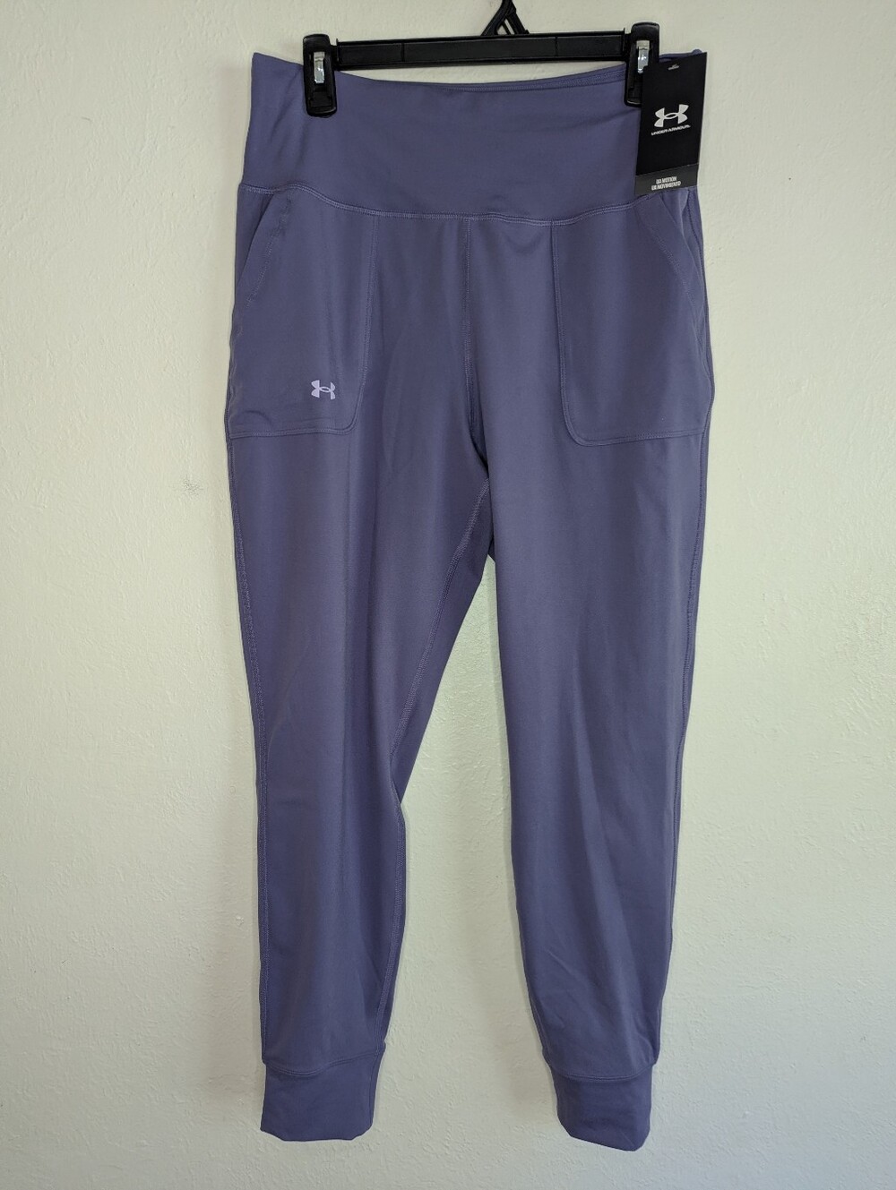NWT Under Armour Motion Joggers Women's Size L